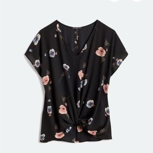 Chic Black Floral V-Neck Blouse
